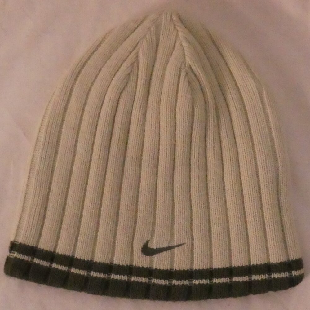 NIKE | OS - one size | Reversible Nike Logo Beanie In Neutral Tone & Olive Green - Picture 2 of 16